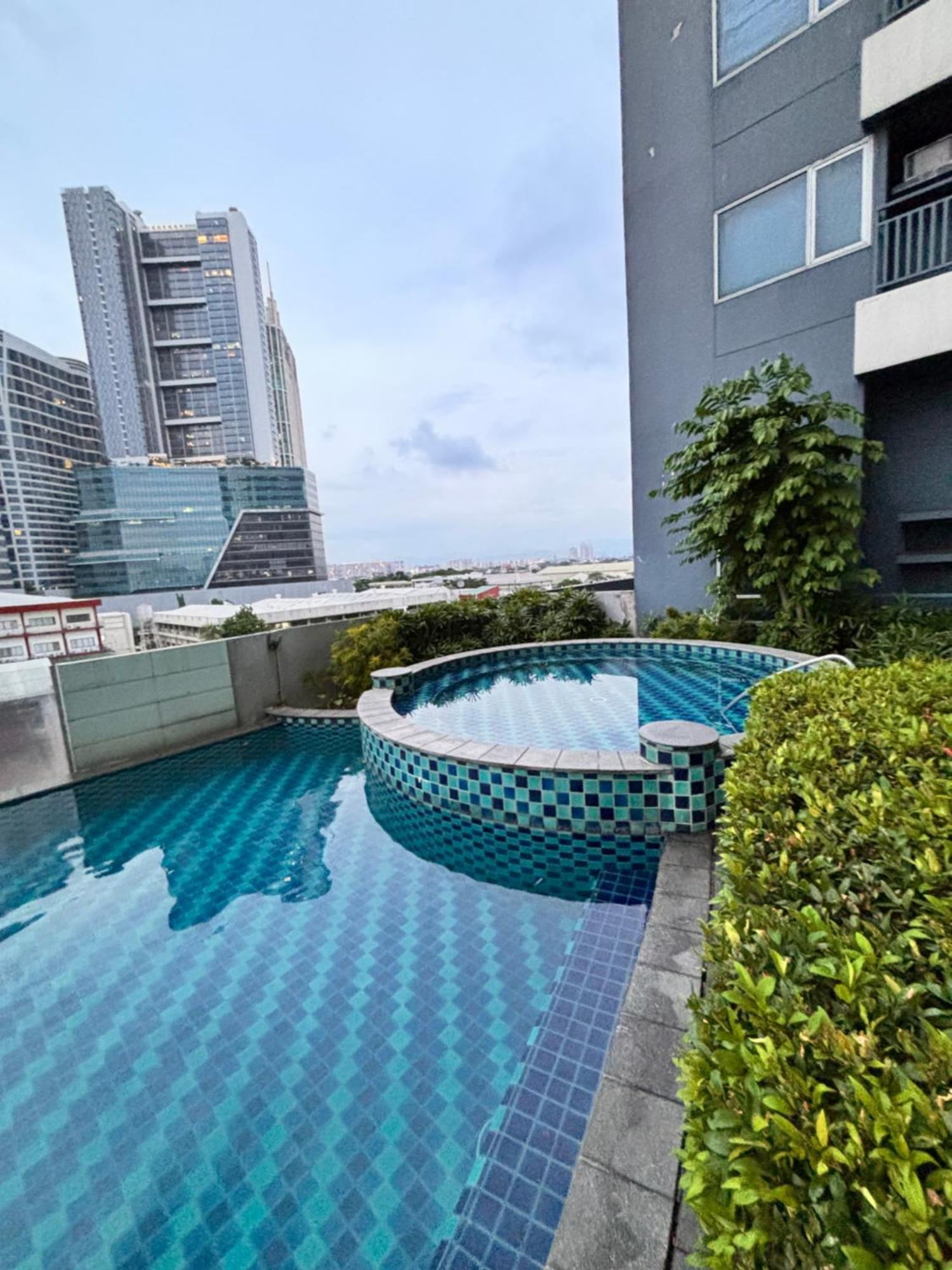 La Amore Place Pasig City Εξωτερικό φωτογραφία