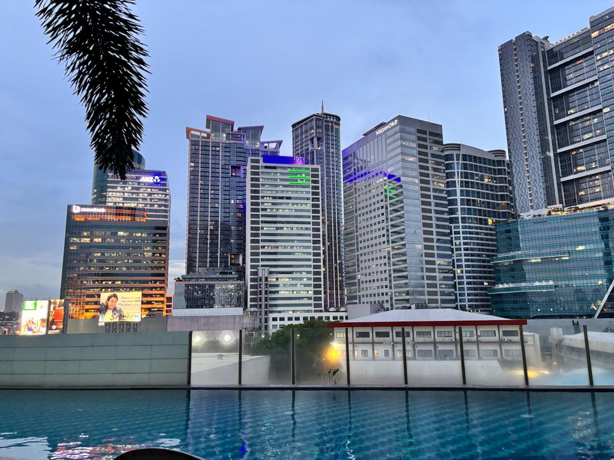 La Amore Place Pasig City Εξωτερικό φωτογραφία