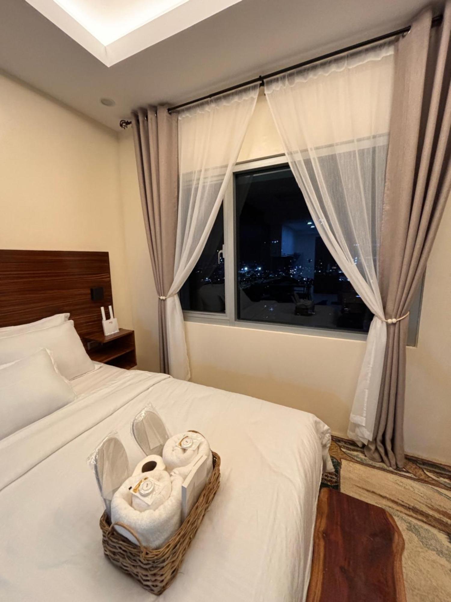 La Amore Place Pasig City Εξωτερικό φωτογραφία