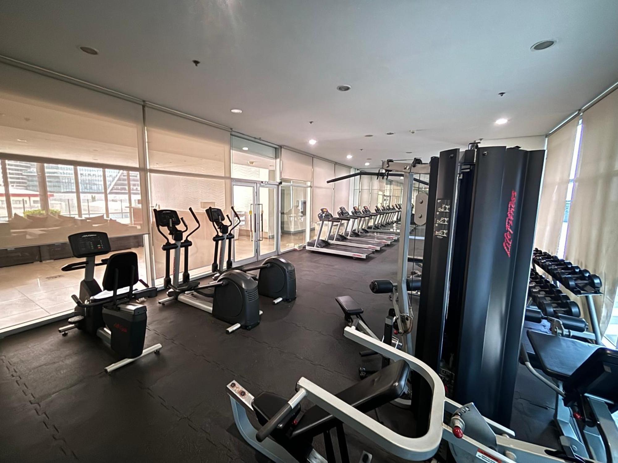La Amore Place Pasig City Εξωτερικό φωτογραφία